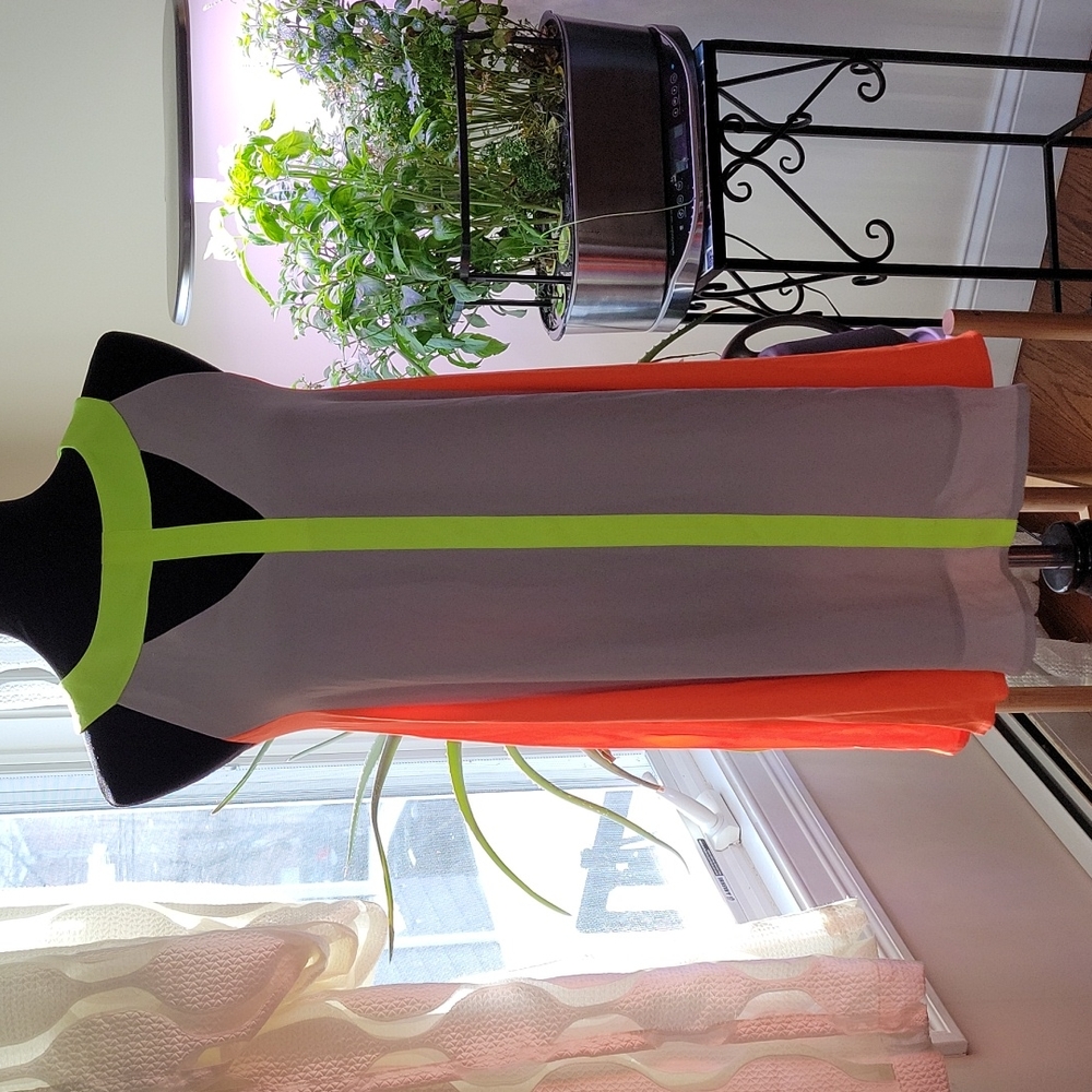 BCBGMaxAzria neon dress size xxs